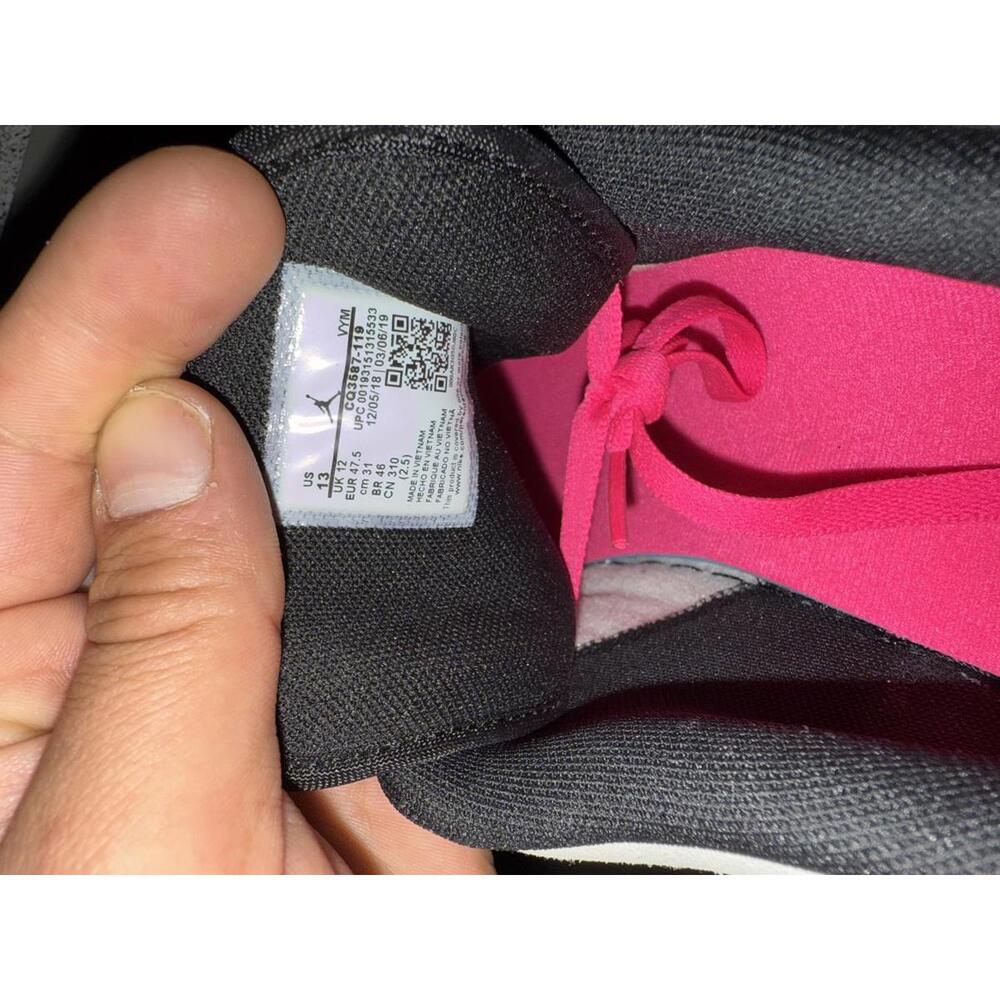 Jordan 1 Low Sneaker Politics - Picture 8 of 8